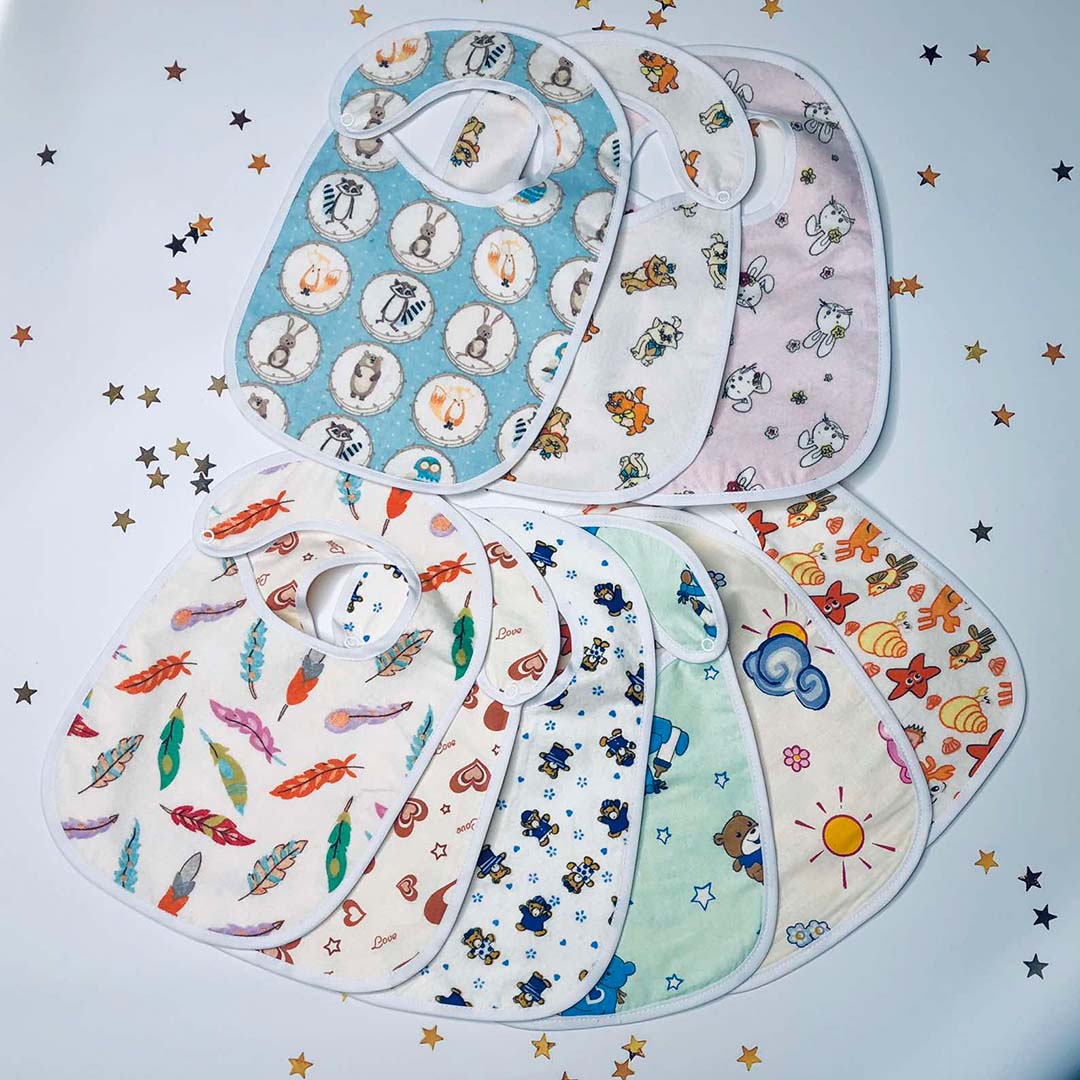 Пеленки,пледи, слюнявчики